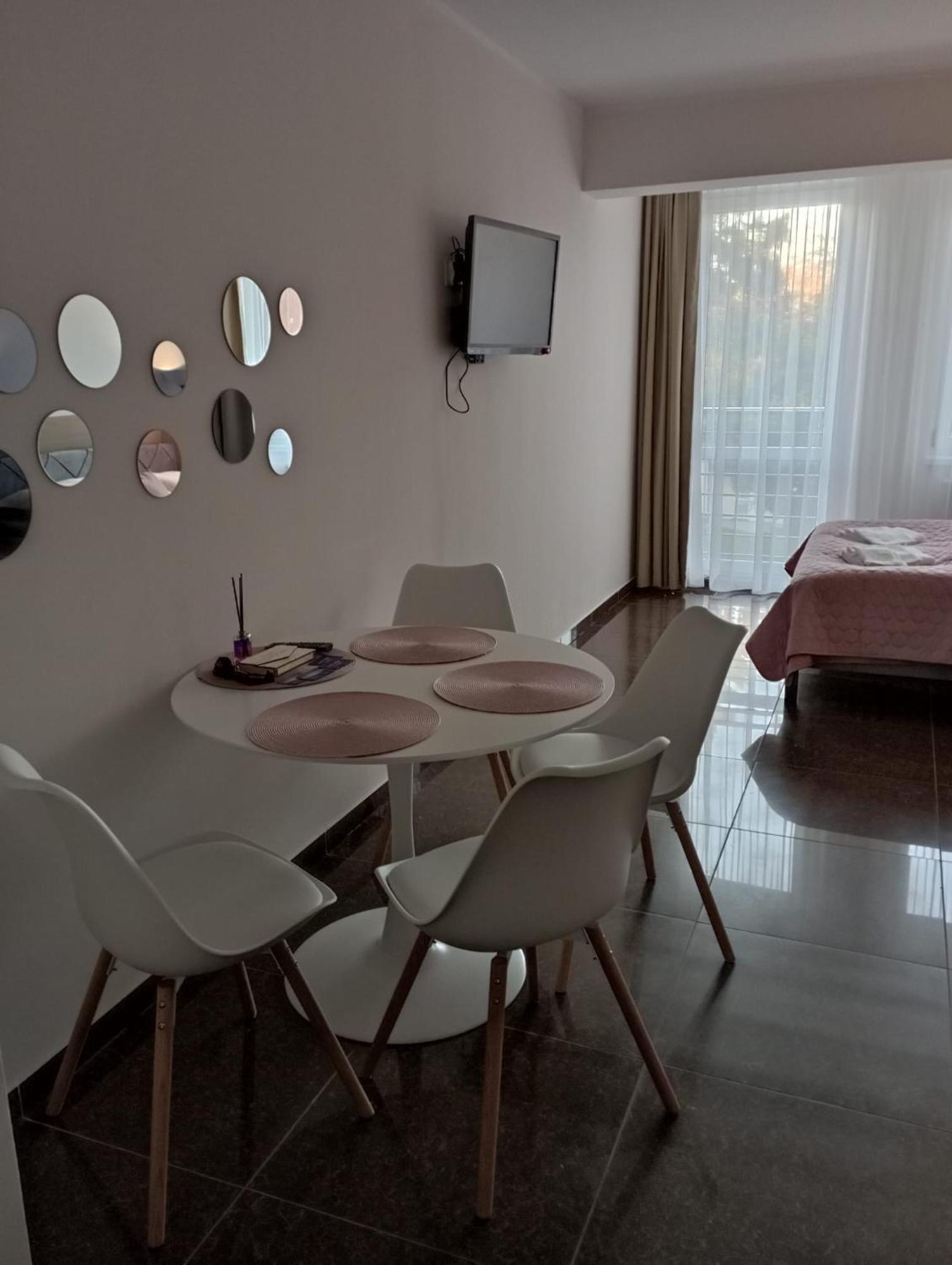 Apartamenty Planeta 105, 108 Mielno - Parking W Cenie Pobytu Buitenkant foto